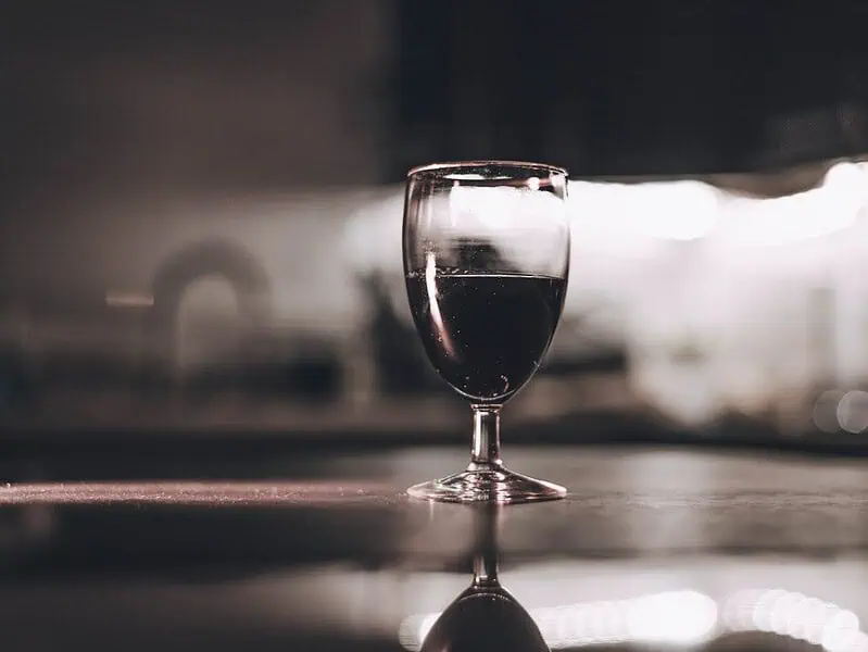 Komu powierzyć detoks alkoholowy?