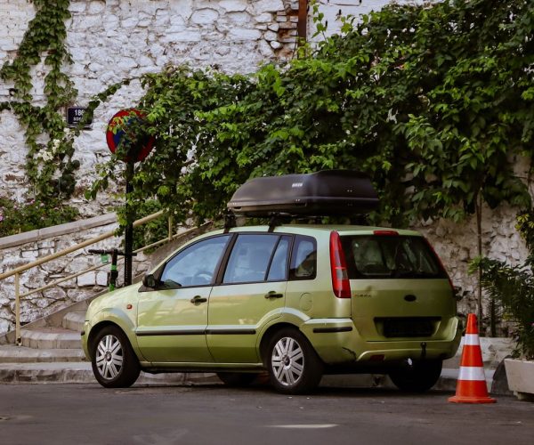 Bagażniki samochodowe Katowice – wynajem THULE na Śląsku: jak wybrać i gdzie skorzystać