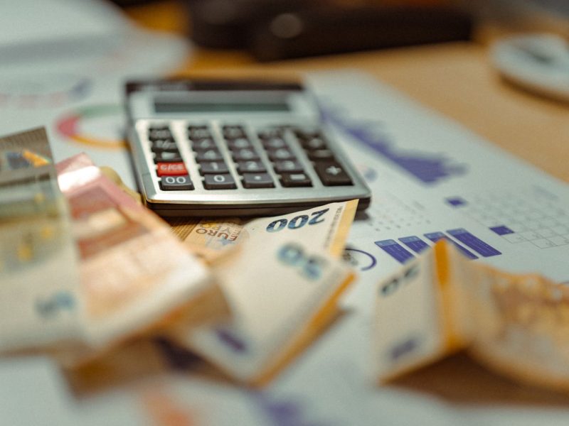 RRSO w umowie kredytu konsumenckiego – kiedy warto sprawdzić sposób jego wyliczenia?